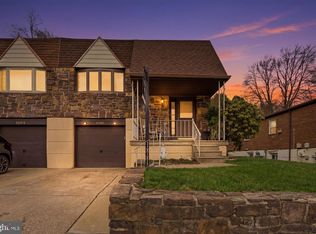 15136 Ina Dr, Philadelphia, PA 19116