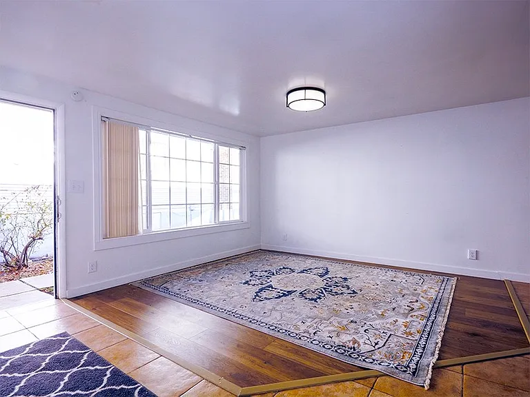 219 E Southgate Ave #1 — Photo 11