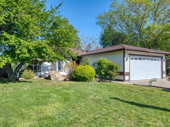 2991 Terry Ave, Clovis, CA 93612