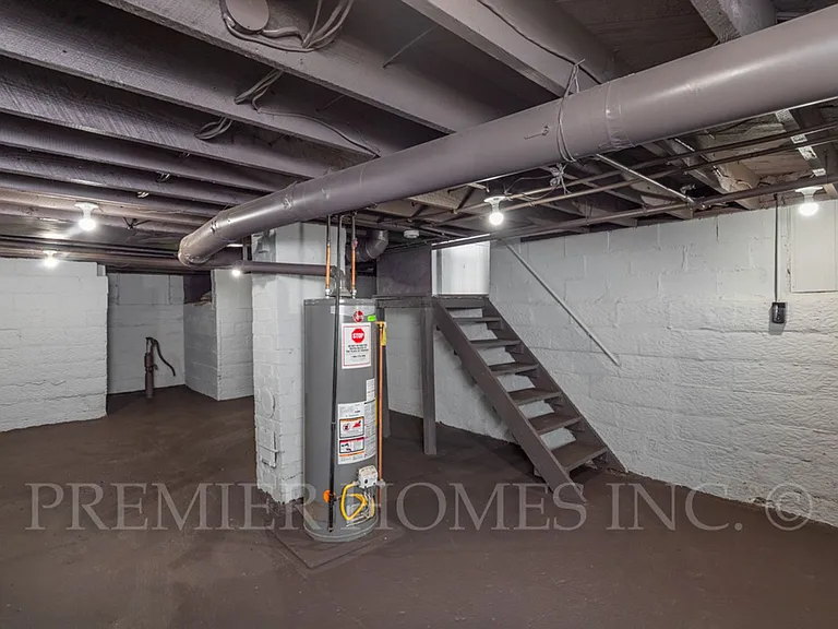 344 Fenton Ave NE — Photo 12