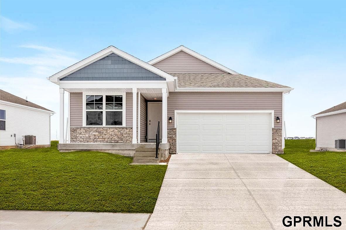 10818 S 178th St, Omaha, NE 68136 | Zillow