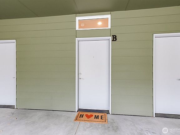 2nd image of 14906 Manor Way #B