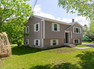 194 Melissa Dr, Yarmouth, ME 04096