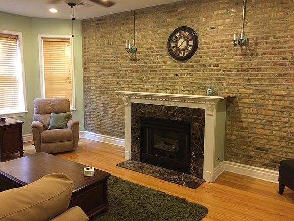 2nd image of 3561 W Lyndale St #1E