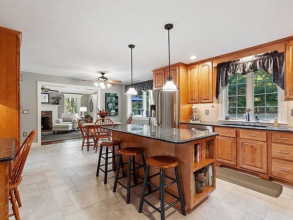 4th image of 2 Taymax Rd