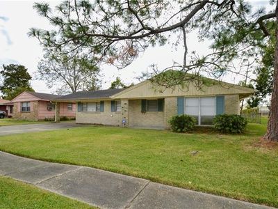 6121 Warwick Ct, New Orleans, LA, 70131
