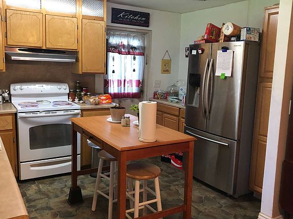 5th image of 305 Lee Ave NE