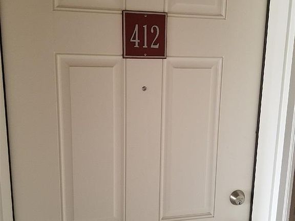 2nd image of 412 Creekside Dr