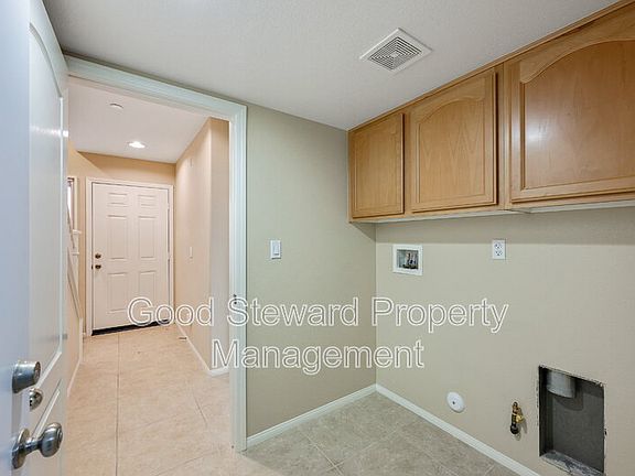 5th image of 17871 Shady View Dr Unit 1103