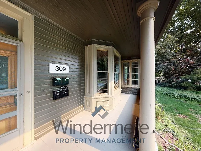 309 E Birch St — Photo 3