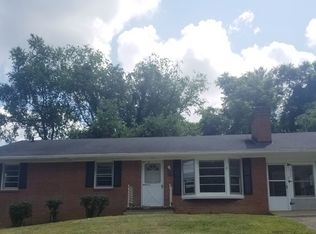 820 Mohawk Dr, Lynchburg, VA 24502