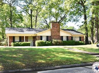 6 Green Oaks Pl, Texarkana, AR 71854