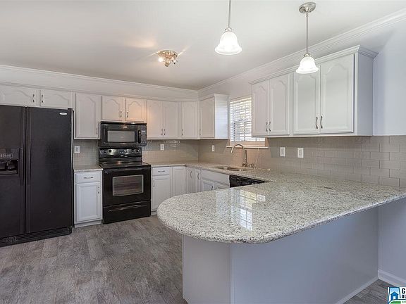 5th image of 1737 Sonia Dr