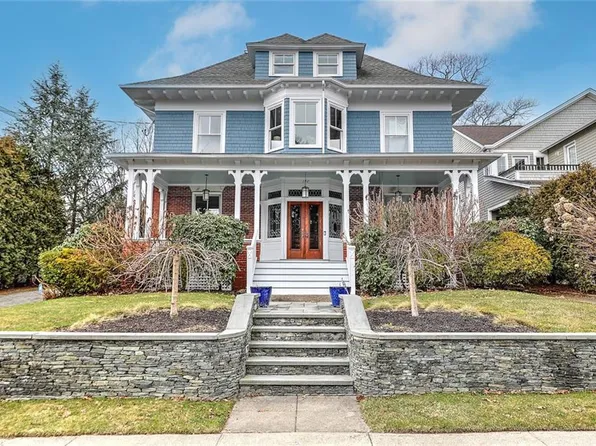 148 Blackstone Blvd, Providence, RI 02906