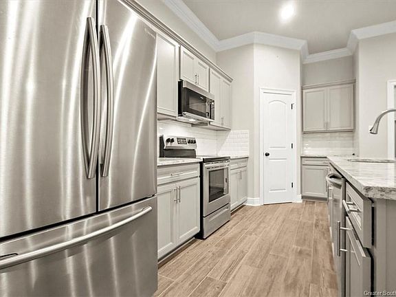 5th image of 59 Pepper Creek Dr