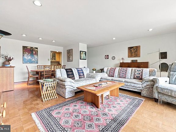 2nd image of 309 Florence Ave APT 205