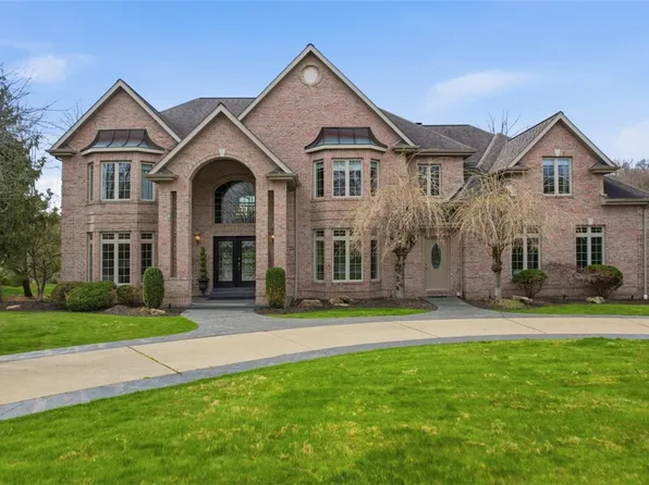 607 Oswego Dr, Gibsonia, PA 15044