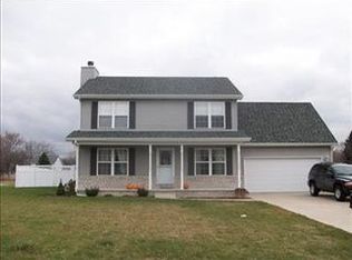 507 Walnut Ridge Ln, Valparaiso, IN 46385