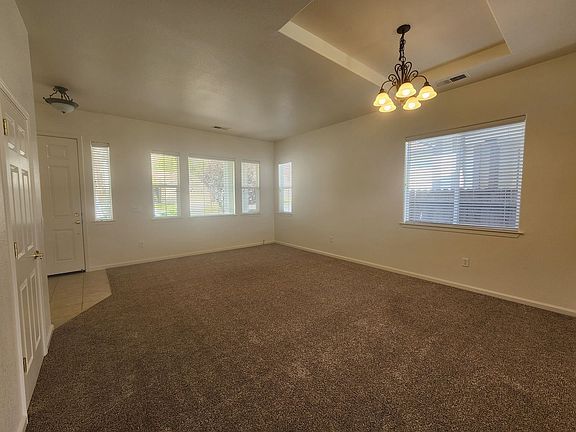 5th image of 3493 Long Dr