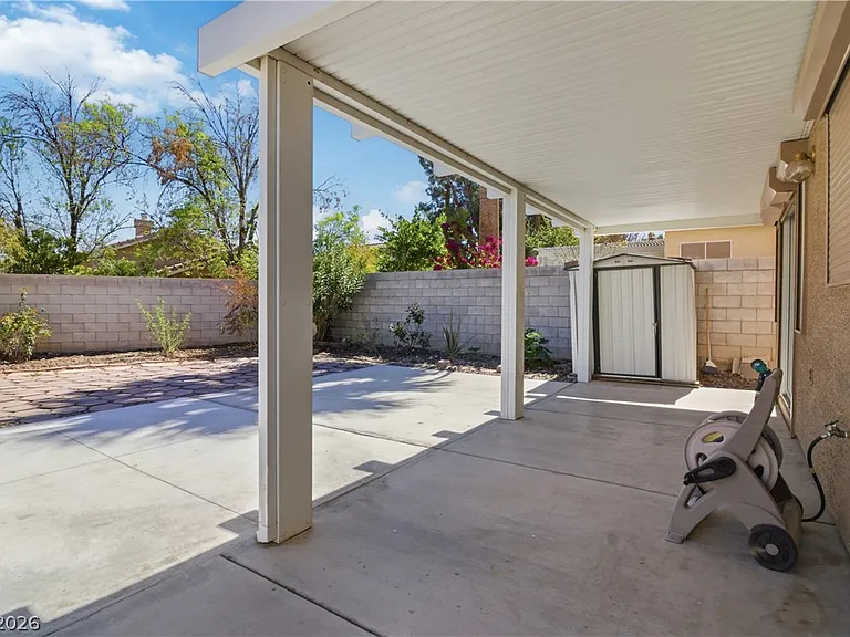 244 Camelback Ridge Ave — Photo 17