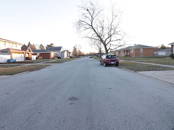 2nd image of 787 Buffalo Ave