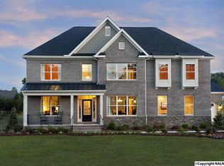 6913 Ridge Pointe Dr, Owens Cross Roads, AL 35763