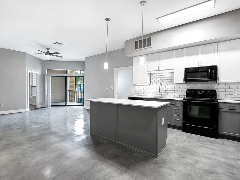 Residences at The Triangle — Photo 5