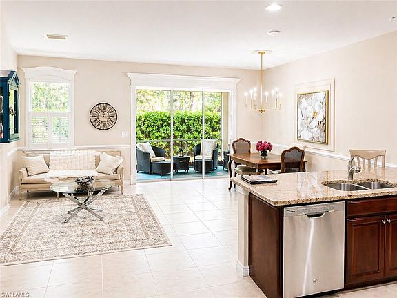 4th image of 10804 Alvara WAY