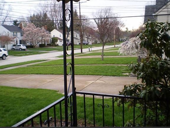 2nd image of 31006 Carlton Dr