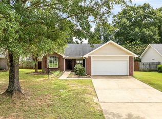999 Pleasant Ave, Auburn, AL 36832