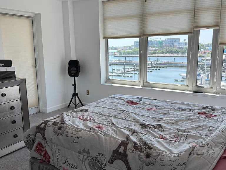 100 Harborview Dr #306 — Photo 19