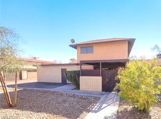 5097 Village Dr, Las Vegas, NV 89142