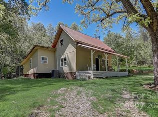 1239 W McGuinn Rd, Mill Spring, NC 28756