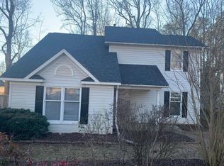 8 Summer Ct, Spartanburg, SC 29302