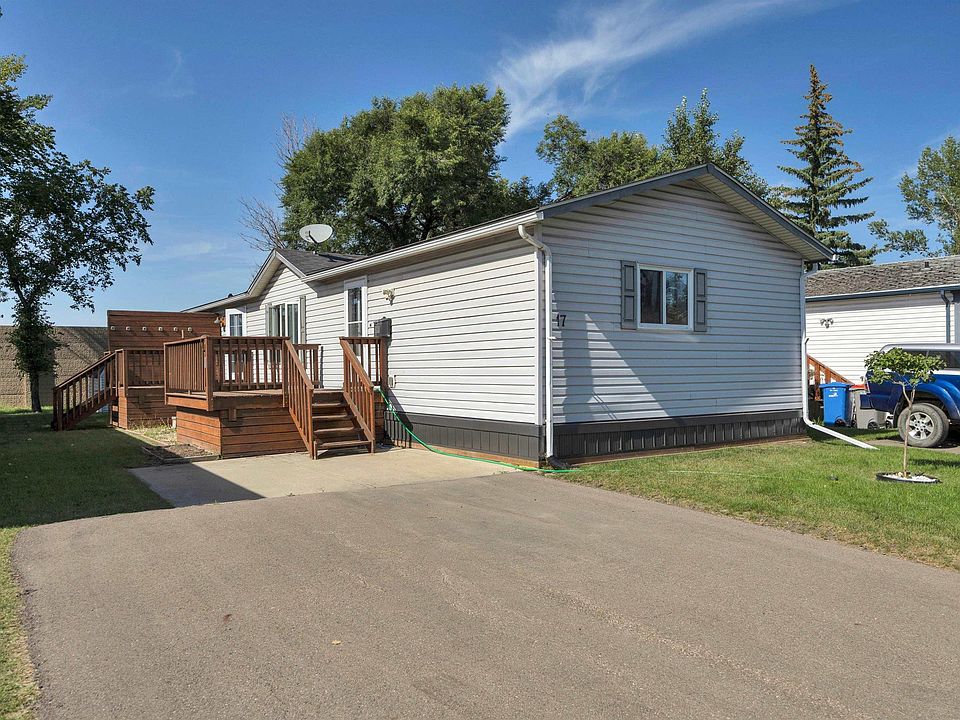 1st image of 17 Willow Park Est