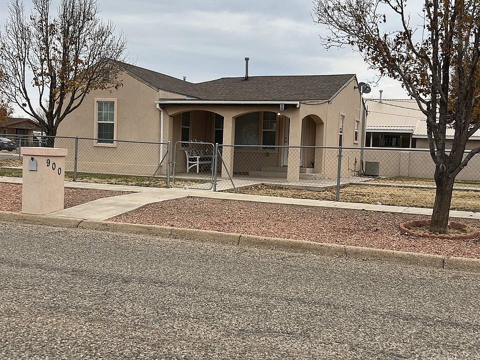 1st image of 900 E 5th St
