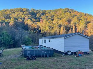 51 Cherokee Mountain Rd, Flat Lick, KY 40935