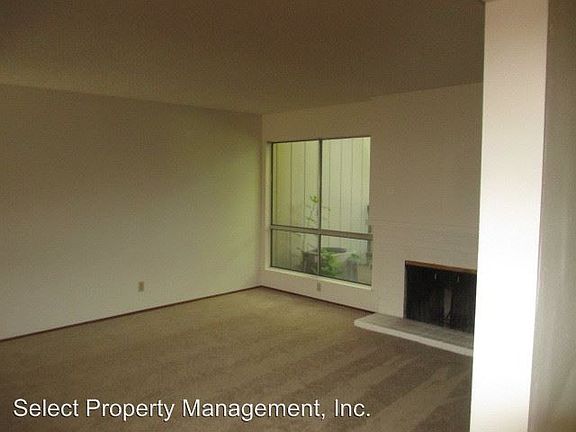 3rd image of 6409 Monteverde Ln