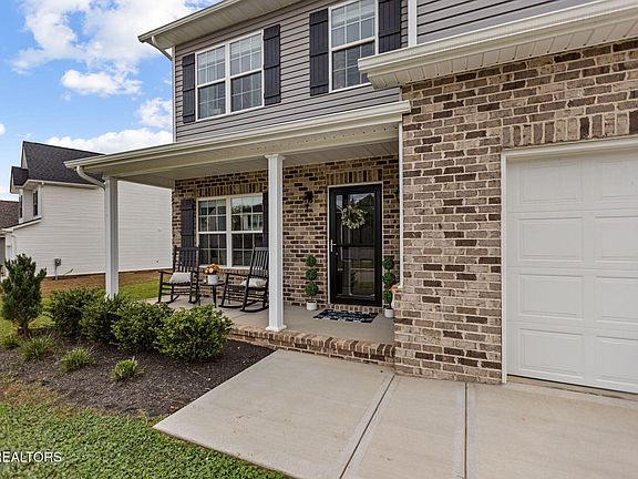 5th image of 7677 Honey Oaks Rd