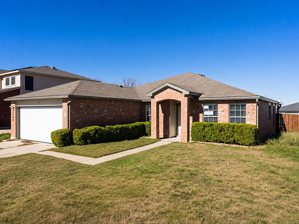 1st image of 2409 Riley Dr