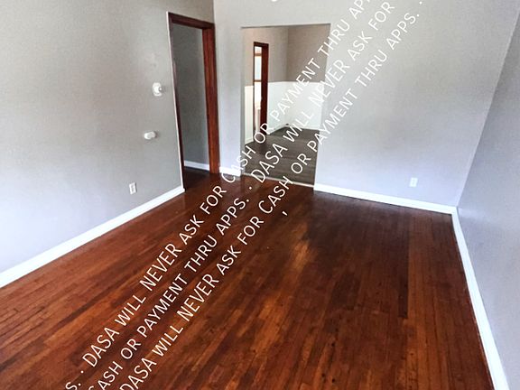 3rd image of 45 Krakow St