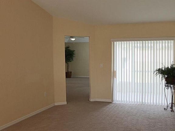 4th image of 152 Morning Glory Cir