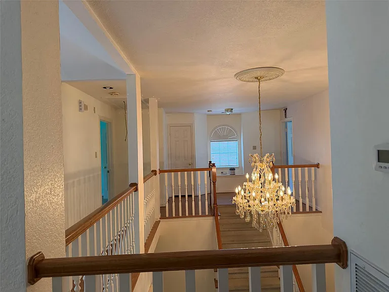 3739 Elkins Rd — Photo 5