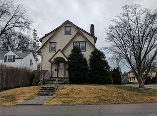 131 Lawrence Pl, New Rochelle, NY 10801