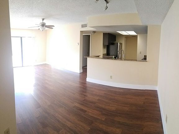 3rd image of 9244 W Atlantic Blvd APT 1224