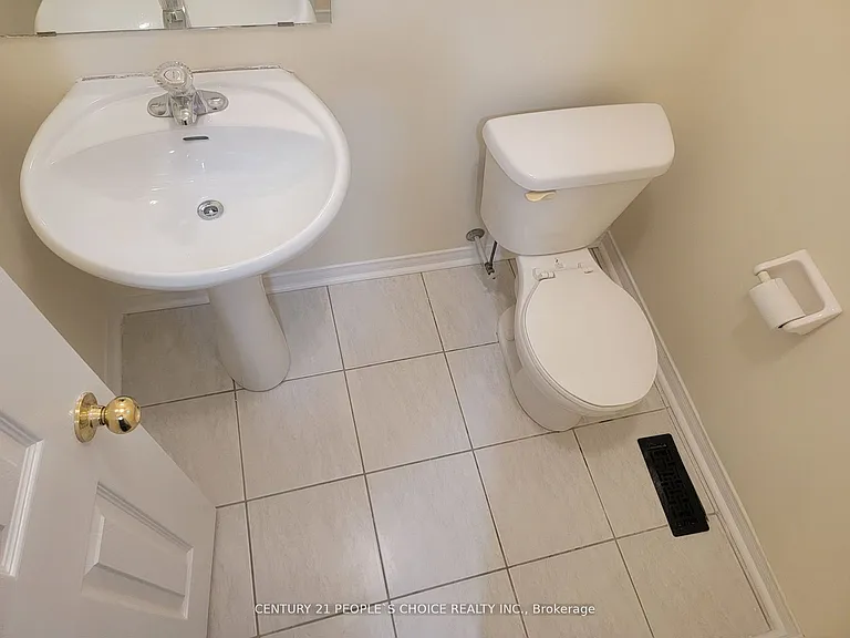 783 Millworks Cres — Photo 13