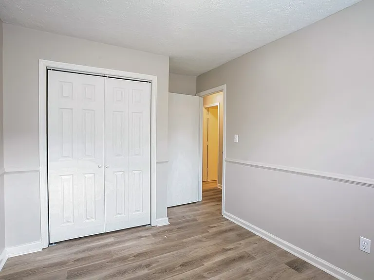 7809 Hampton Pl — Photo 13