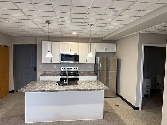 3rd image of 3776 E Hammond Ave #7