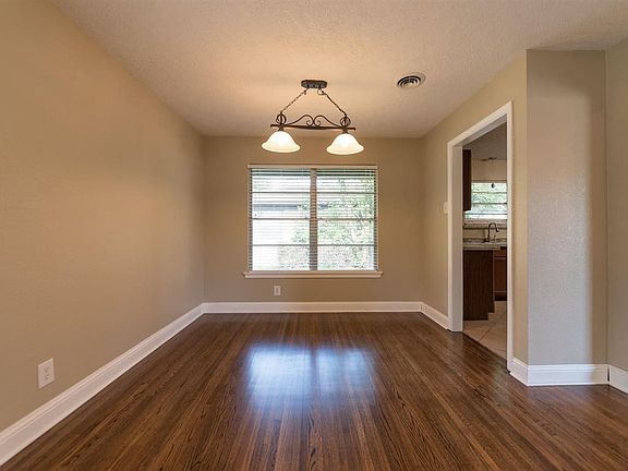 5th image of 4655 Corkwood Ln