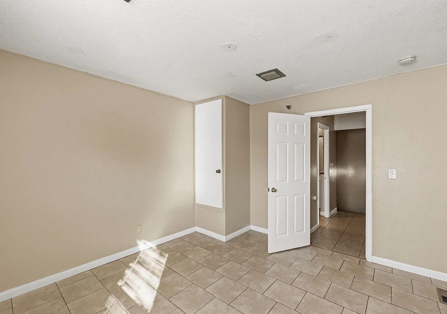 309 Tennessee St SE — Photo 3
